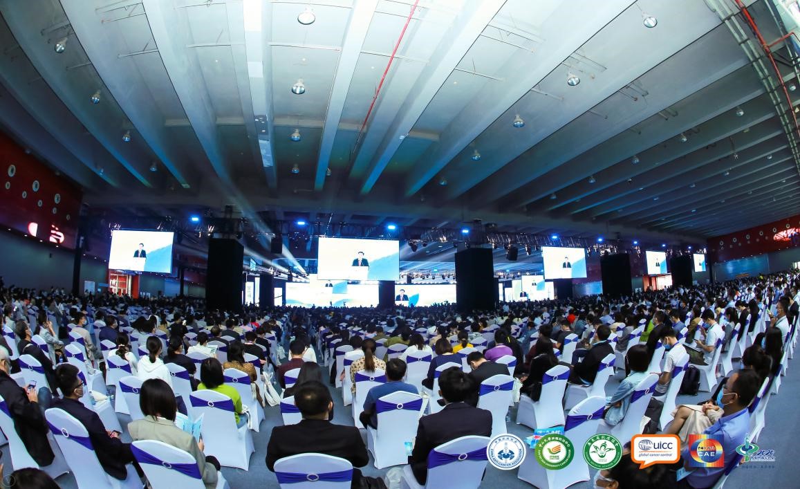 ny18_842232.jpg ga4.jpg