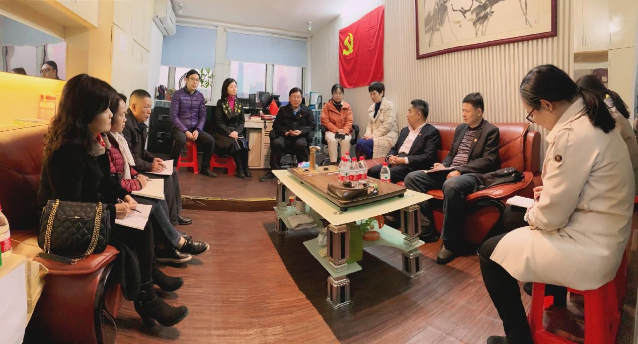 ny17_180747.jpg ny17_180747.jpg