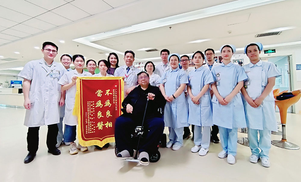 ny12_644524.jpg ny12_644524.jpg